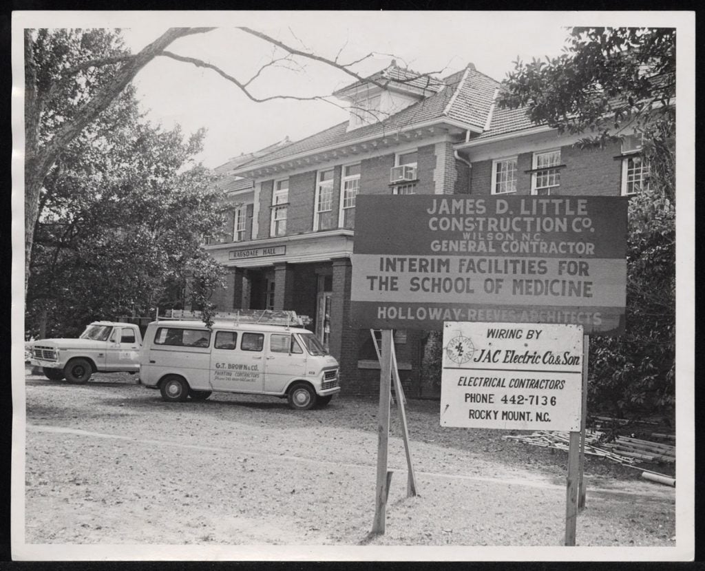 historical photo of interim facilities for the school of medicine